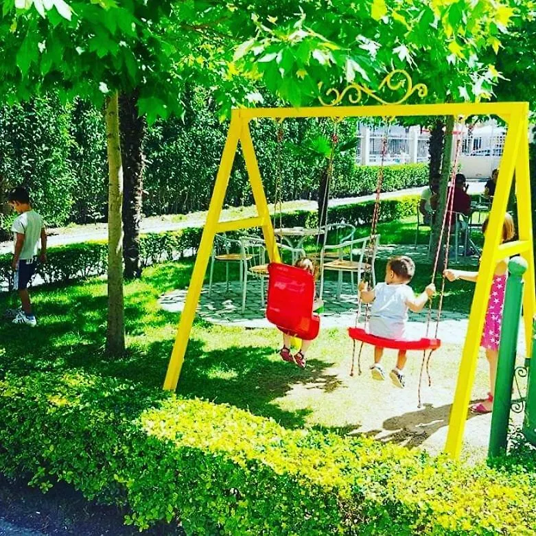 ****  Hotel Ambasador Garden Lezhe Albania