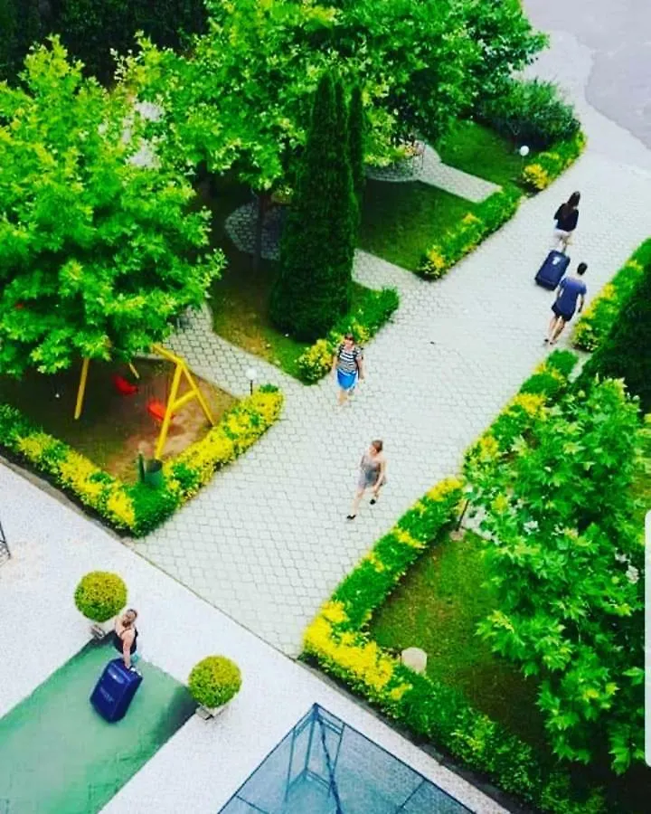 Hotel Ambasador Garden Lezhe